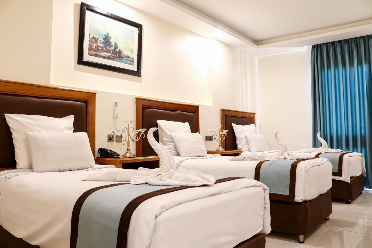 Al Raad Hotel Akaba Buitenkant foto