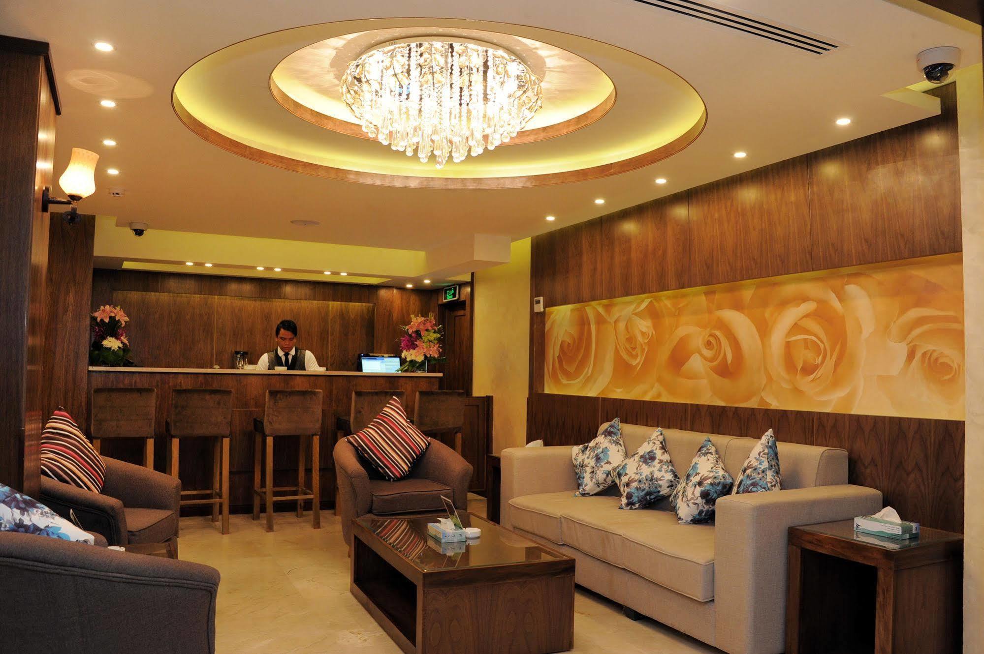 Al Raad Hotel Akaba Buitenkant foto